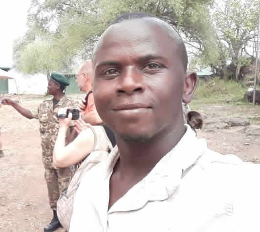 geofrey Safari Guide